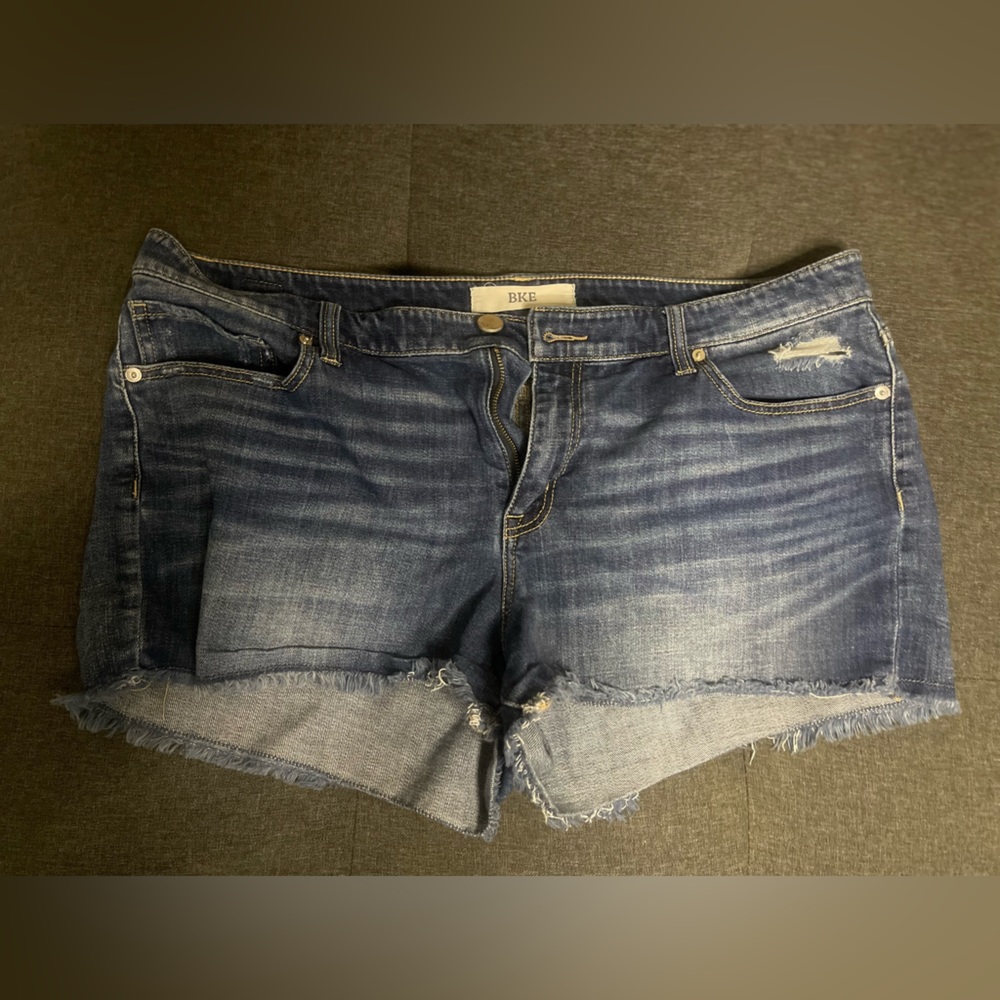 BKE Peyton cut offs